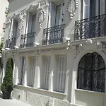 Les Cigales Hotel