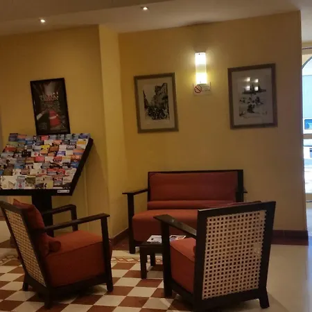 Hotel Les Cigales Niza