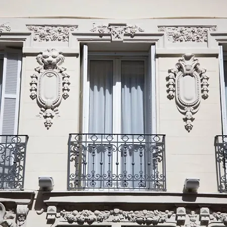 Les Cigales Szálloda 3*