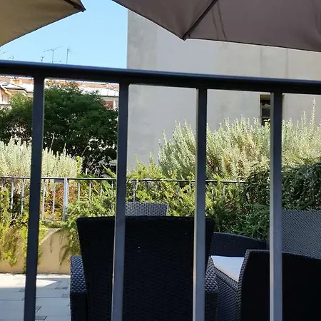 Les Cigales Отель 3*