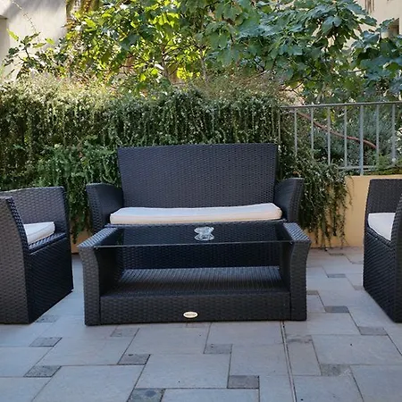 Les Cigales 3* Nizza