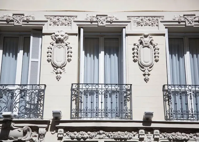 Les Cigales Hotel 3*