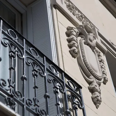 Les Cigales Hotel 3*