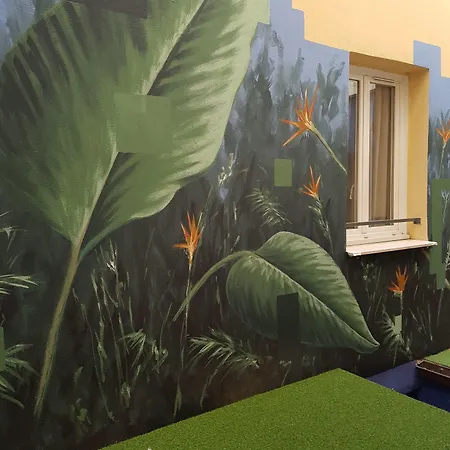 Les Cigales 3* Nizza